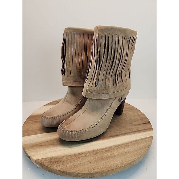 Born Banbury Fringe Moc Bootie Women's Size 6 Tan Nubuck Heeled W02016 - Picture 6 of 10